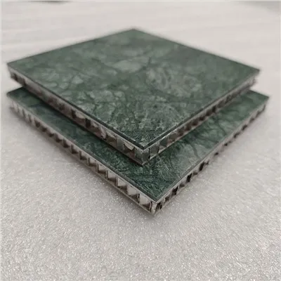 Marbre natural de 3-5mm sobre panell de niu d'abella per a revestiments exteriors i interiors
